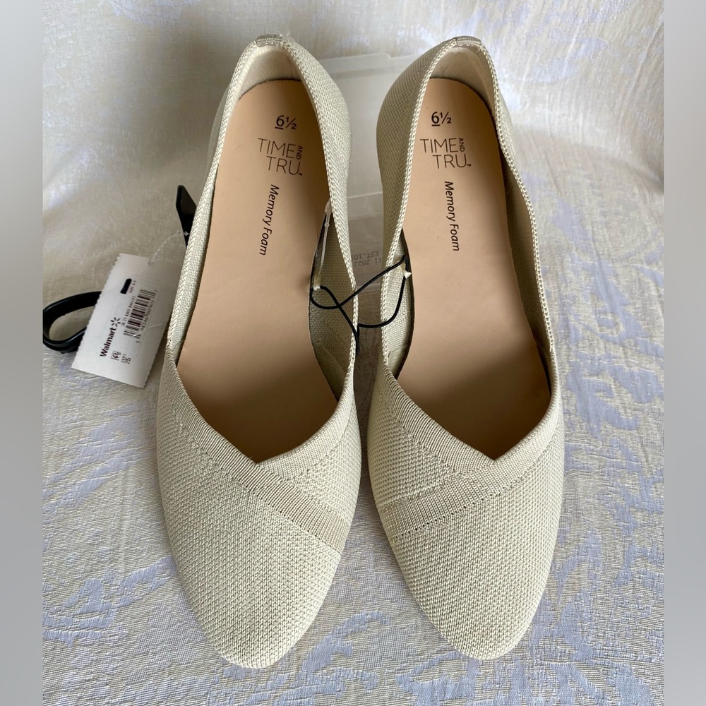 Time and Tru Knit Flats